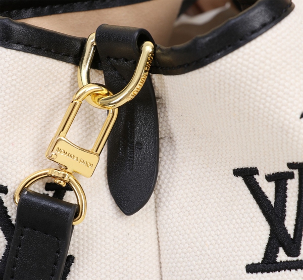 ルイヴィトンバッグ素材ディテール